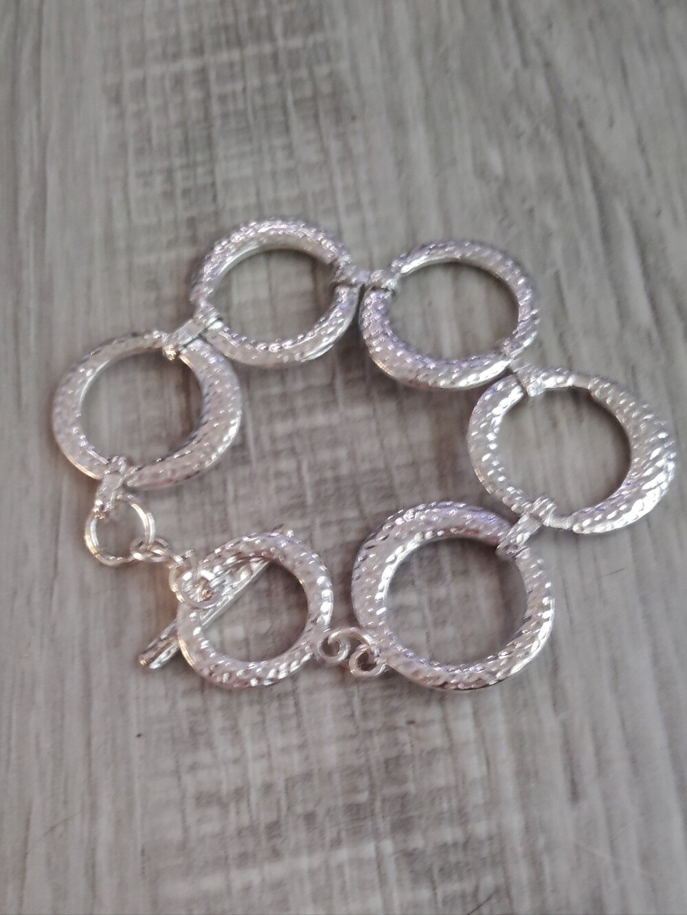 Textured Silver Circle Link Bracelet - Women Jewelry